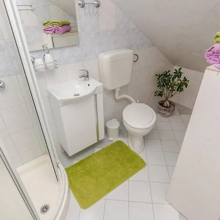 Flora Maris Pool شقة بريفلاكا