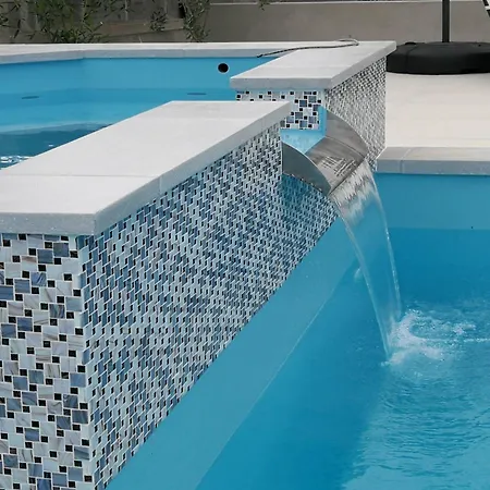 Flora Maris Pool * פריבלאקה