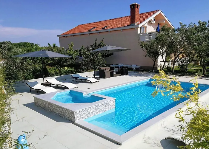 Flora Maris Pool Privlaka (Zadar)