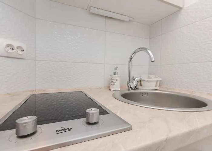 Apartament Flora Maris Pool