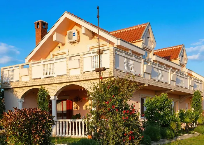 Apartament Flora Maris Pool Privlaka (Zadar)